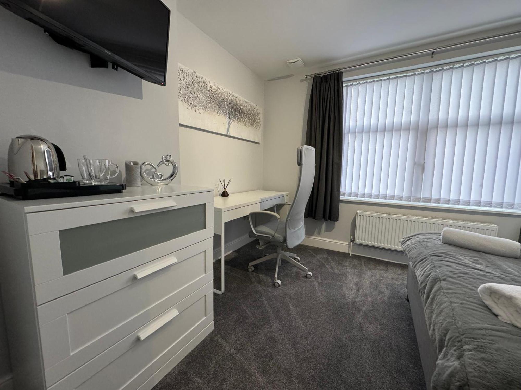 Lymm Living Hotel Warrington  Exterior foto